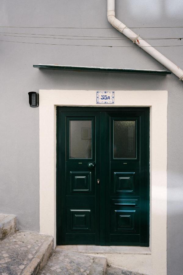 Cozy & Small Studio In The Center Apartment Lisbon Exterior photo