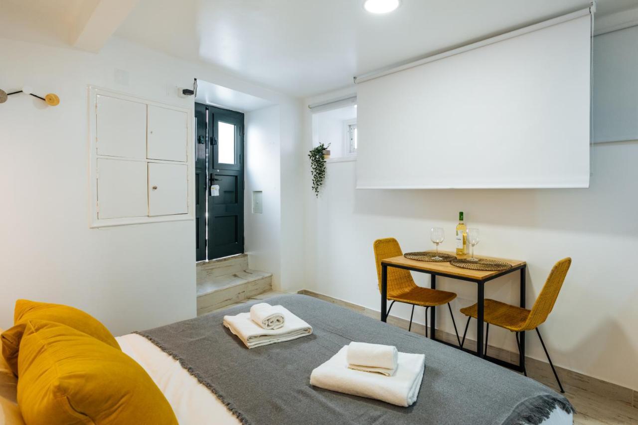 Cozy & Small Studio In The Center Apartment Lisbon Exterior photo